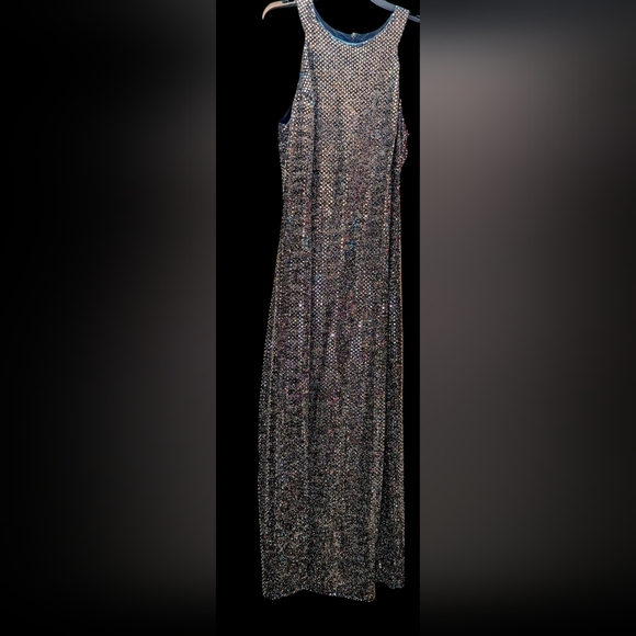 Molly Malloy Evening Gown Silver Sequin Dress Size 18 With Split In Back - Picture 3 of 10